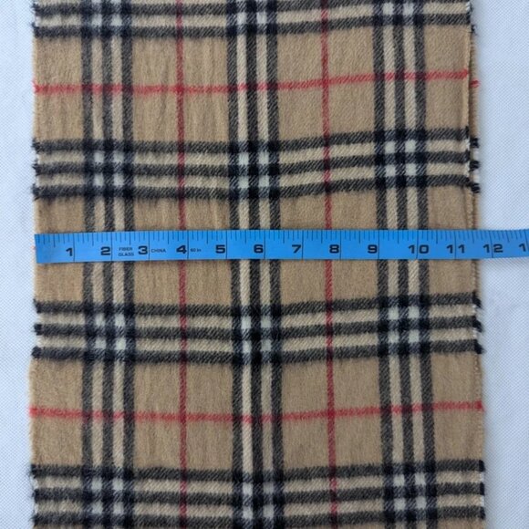Burberry's Cashmere & Wool Check Scarf Beige – Unisex – Warm Designer Fashion - Picture 7 of 7